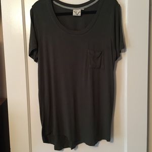 Janet Chung L dark green t size L